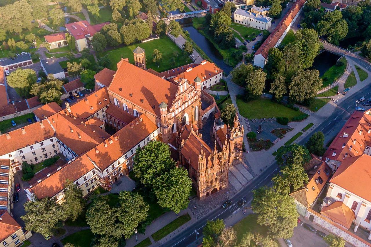 Don Tom In Old Town Vilnius